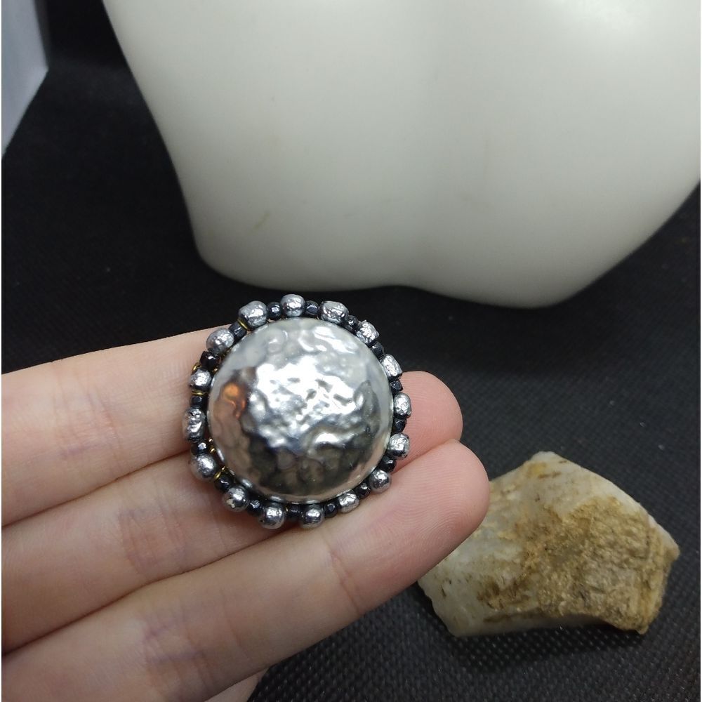 Silver button circle‎ Victorian necklace pendant